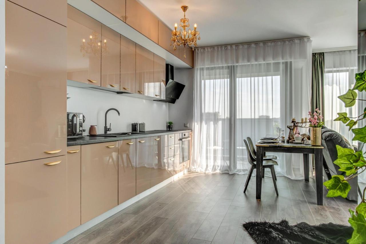 North Twin Apartment Bucharest Exterior photo